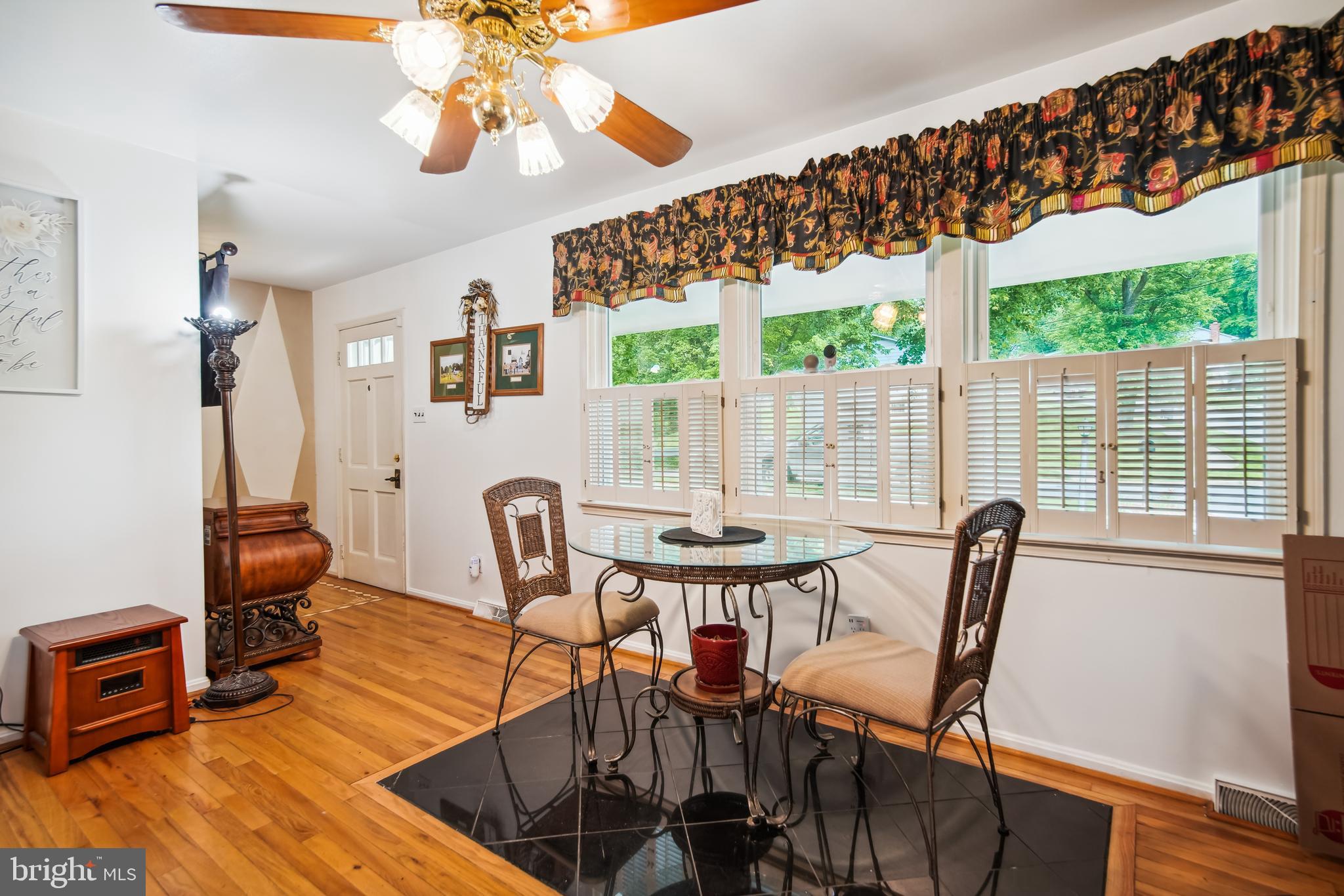 13108 Venango Road Fort Washington, MD 20744 - Photo 3 of 46 Eat-in kitchen!