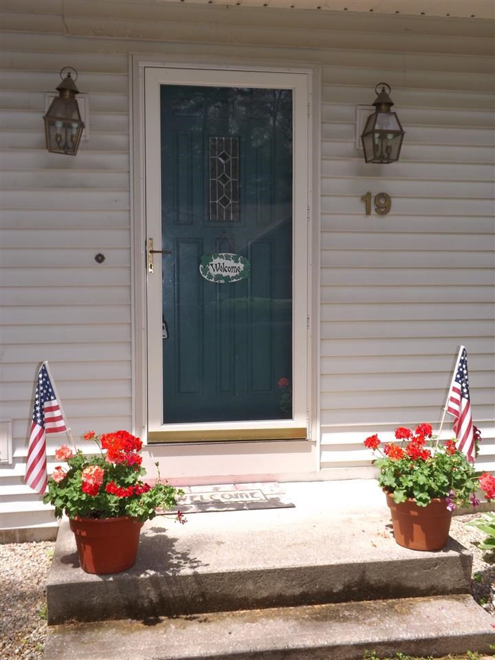 19 Round Table Road Saratoga Springs, NY 12866 - Photo 2 of 25 Photo 2