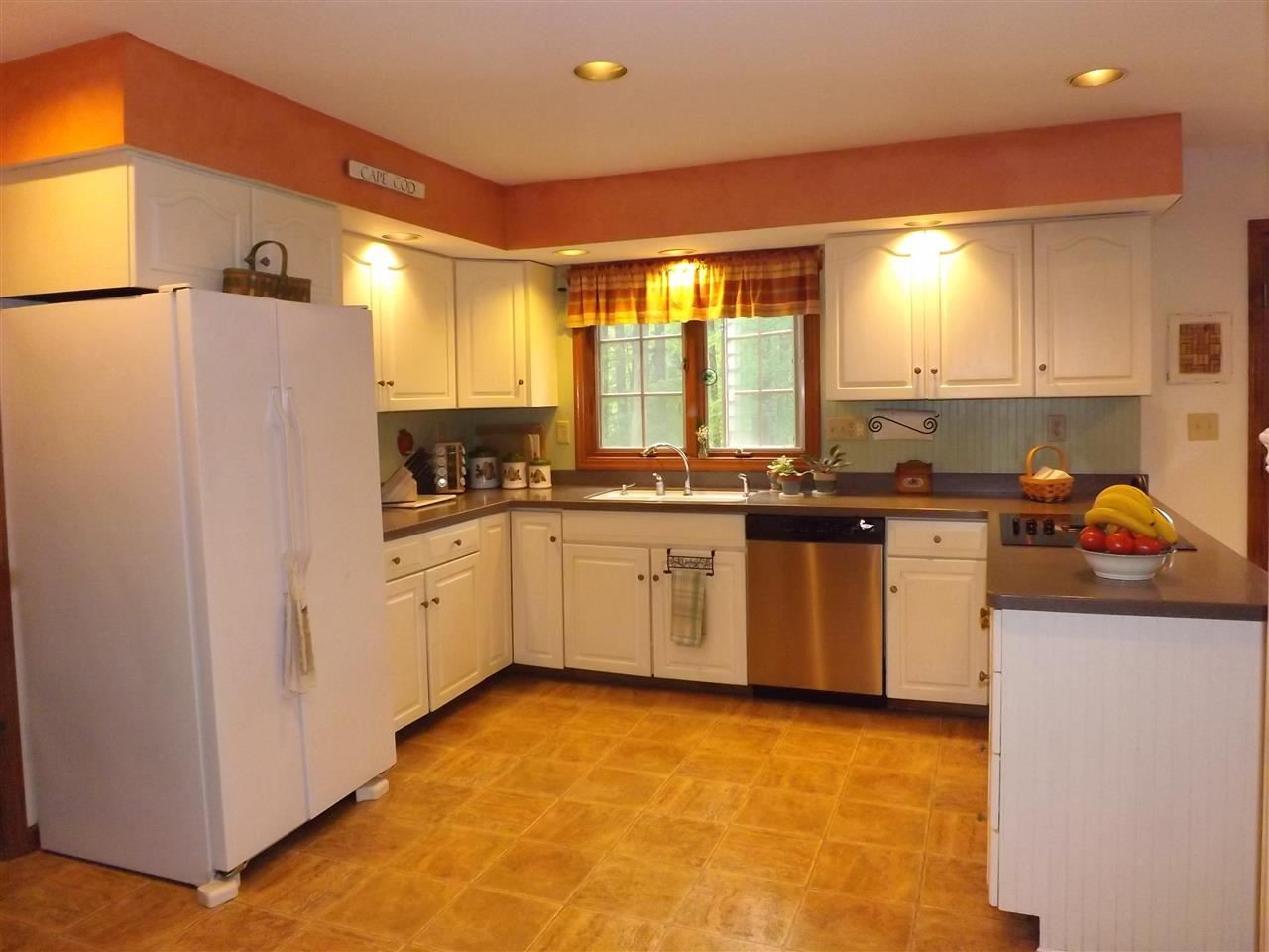 19 Round Table Road Saratoga Springs, NY 12866 - Photo 4 of 25 Photo 4