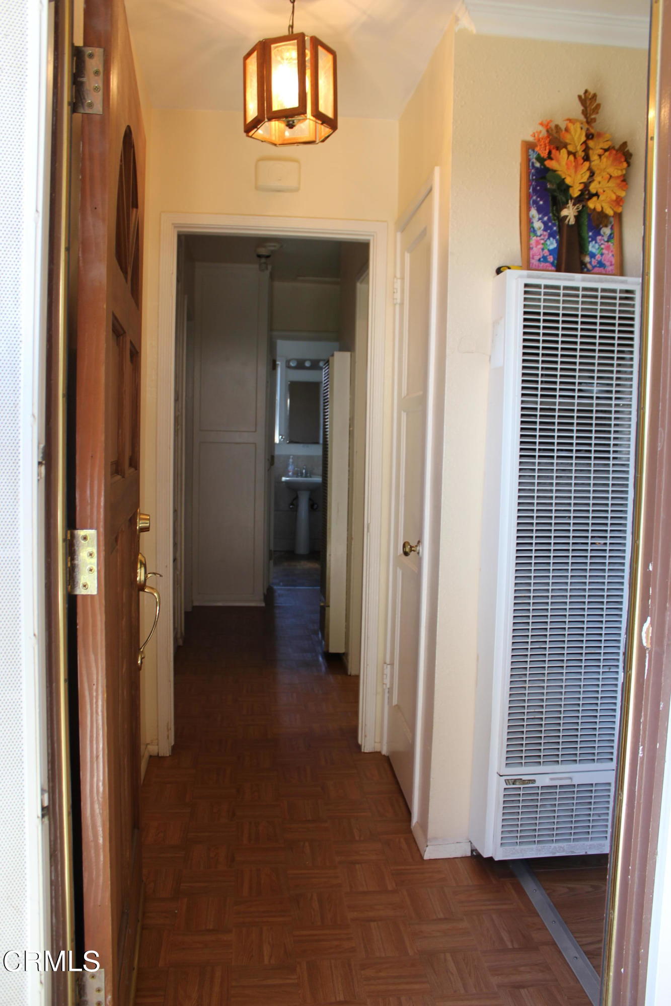 1111 South M Street Oxnard, CA 93033 - Photo 4 of 22 a view of a hallway with a hallway