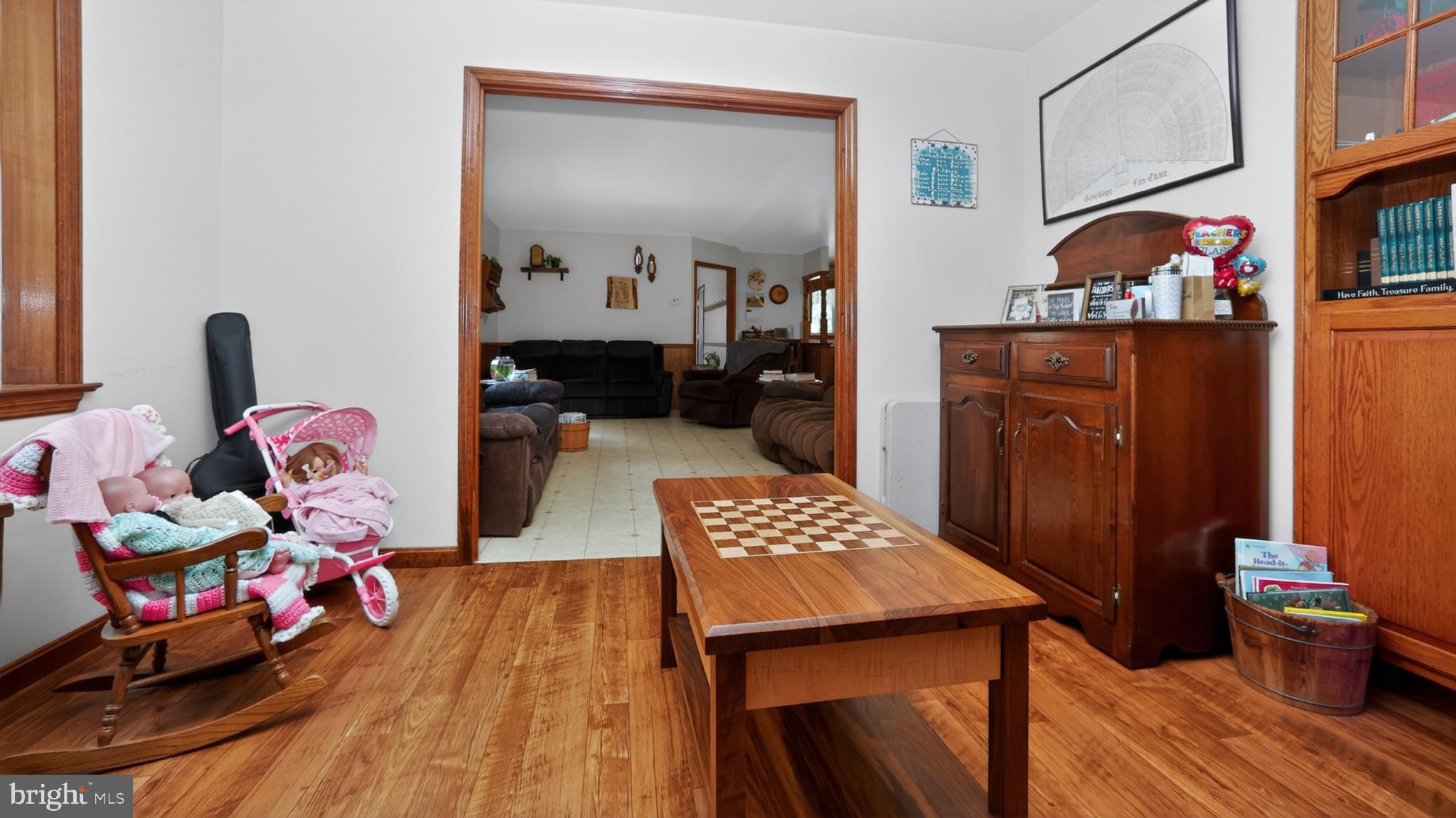 257 Hill Road New Holland, PA 17557 - Photo 60 of 94 Cozy living space with warm wood tones.