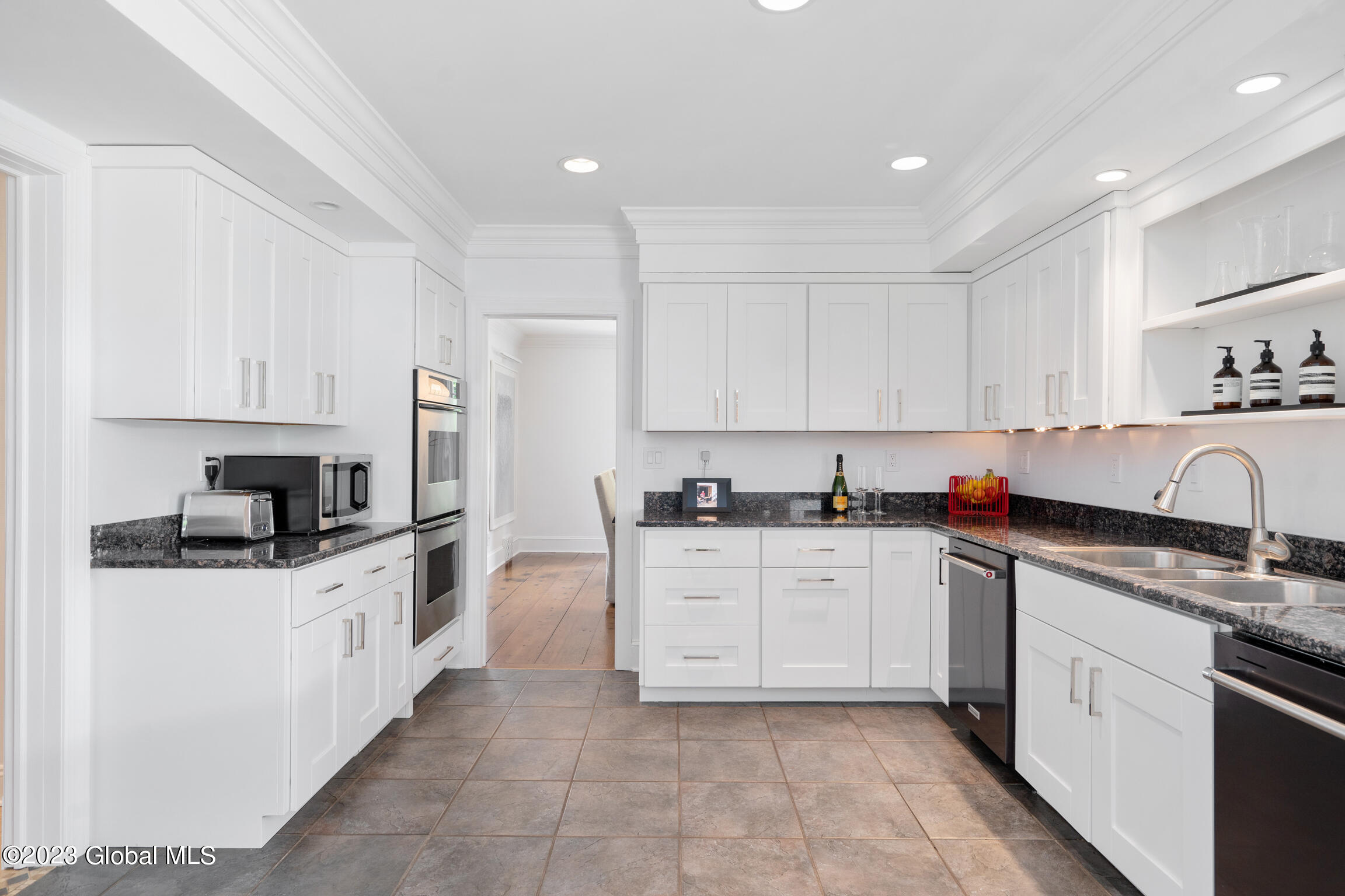 12 Cherry Tree Road Colonie, NY 12211 - Photo 17 of 56 12 Cherry Tree Rd-48