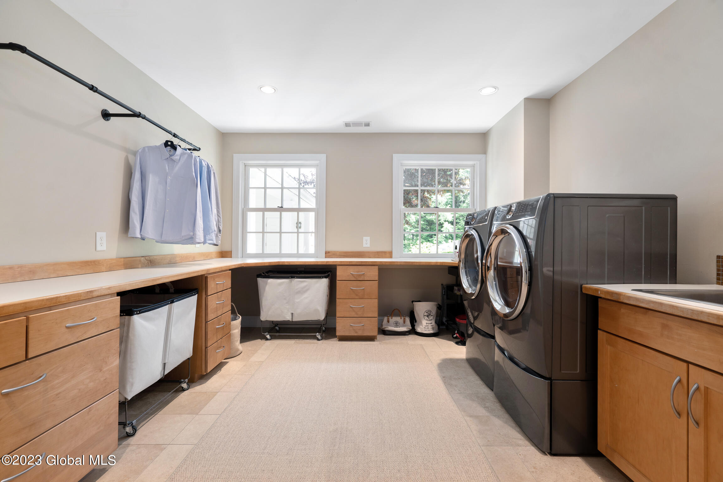 12 Cherry Tree Road Colonie, NY 12211 - Photo 28 of 56 12 Cherry Tree Rd-60