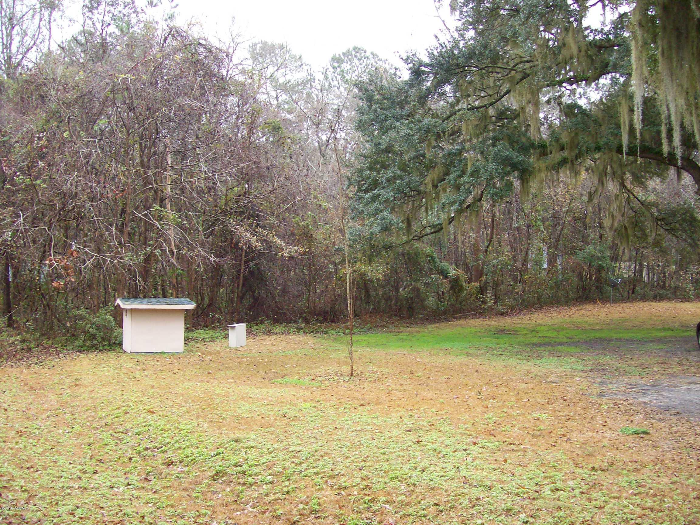 29 Seabrook Center Road Seabrook, SC 29940 - Photo 2 of 35 100_7752