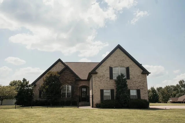 $630,000 | 204 Allen Drive, Greenbrier, TN 37073
