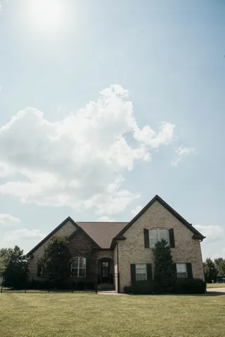 $630,000 | 204 Allen Drive, Greenbrier, TN 37073