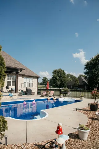 $630,000 | 204 Allen Drive, Greenbrier, TN 37073