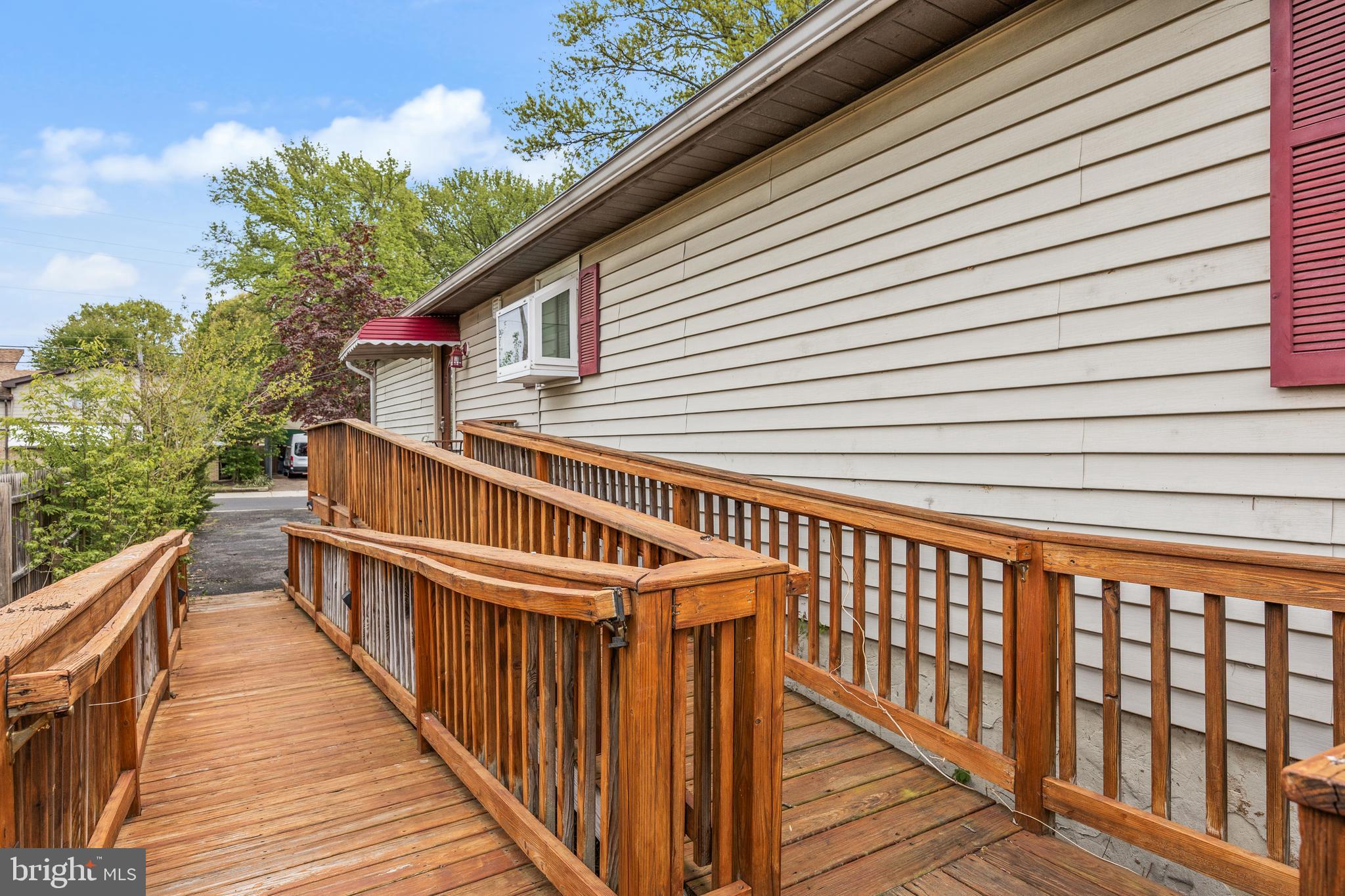 219 West Center Avenue Maple Shade, NJ 08052 - Photo 4 of 30 Gallery Image 4