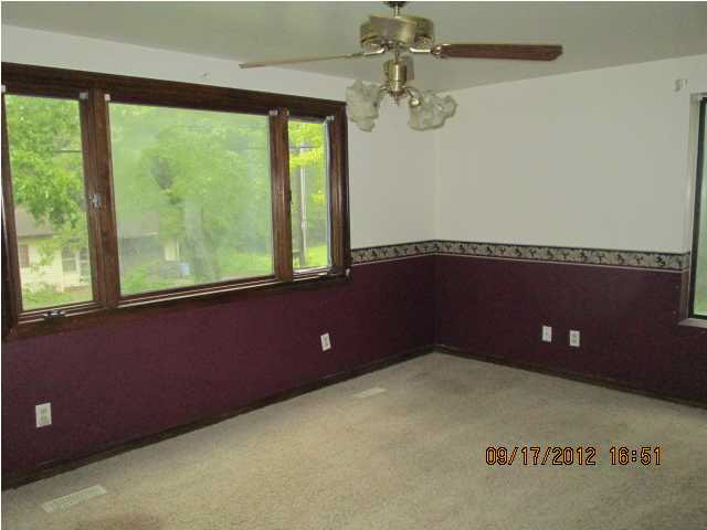 1417 North Red Bank Road Evansville, IN 47720 - Photo 8 of 9 Gallery Image 8