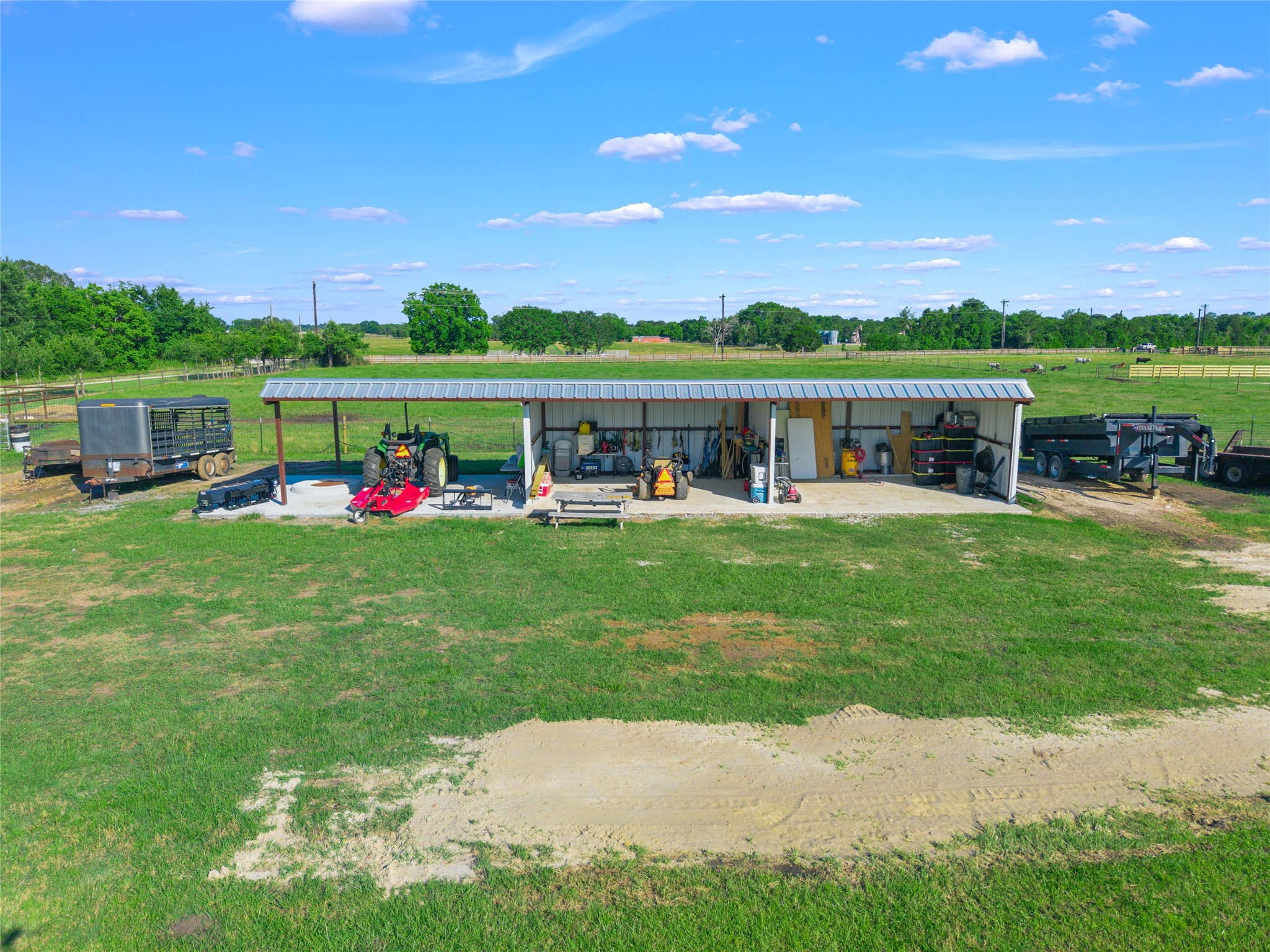 13504 Hudson Farms Road Franklin, TX 77856 - Photo 27 of 49 a view of a park with lawn chairs and large trees