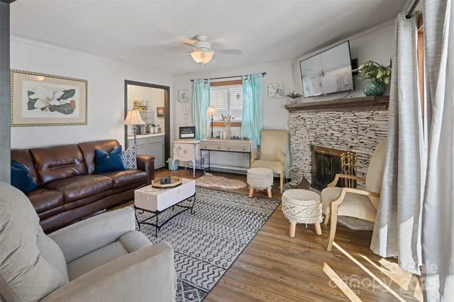 $209,900 | 301 Pinnacle Inn Road, Unit 2101, Beech Mountain, NC 28604