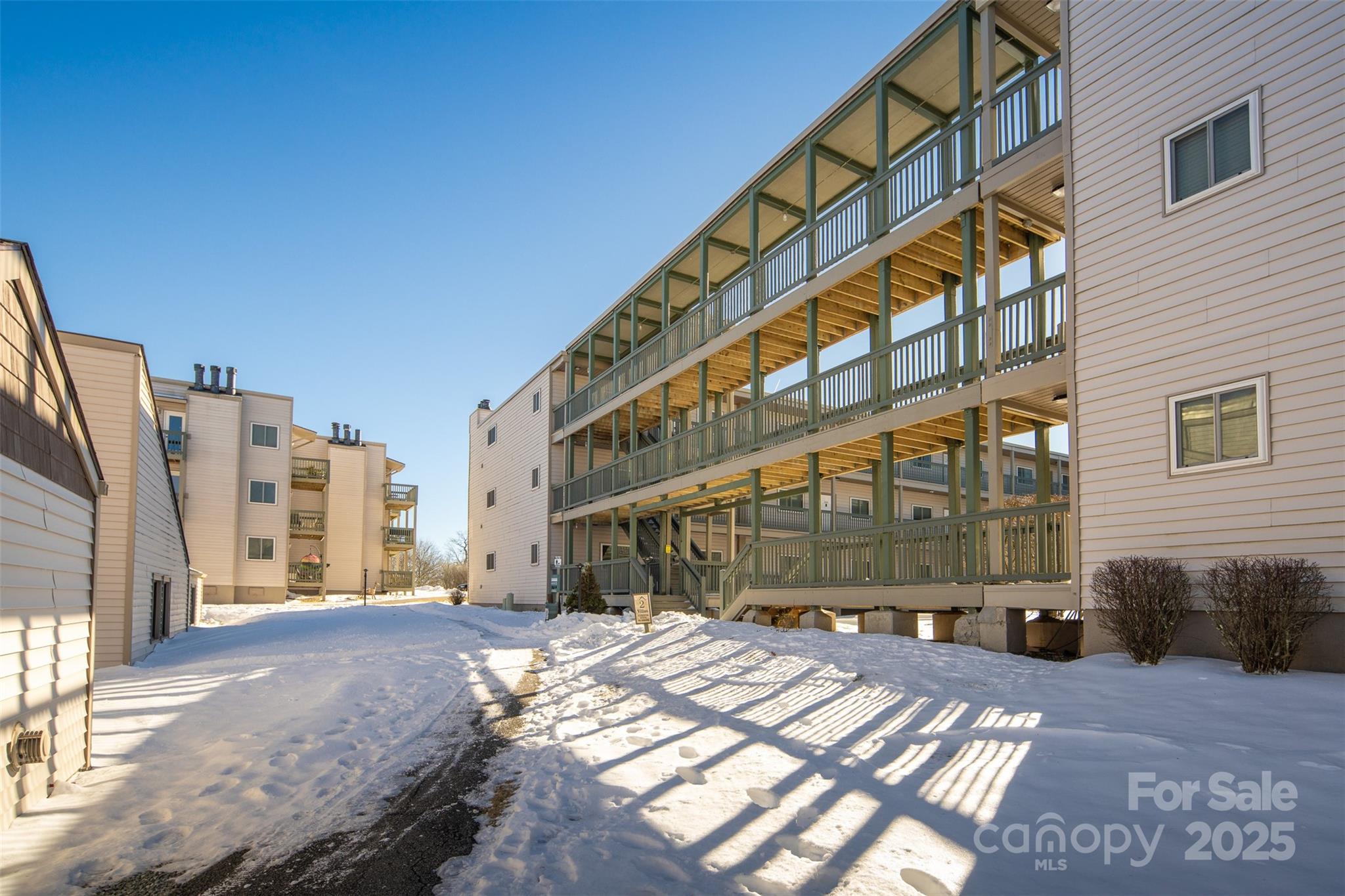 301 Pinnacle Inn Road, Unit 2101 Beech Mountain, NC 28604 - Photo 23 of 47