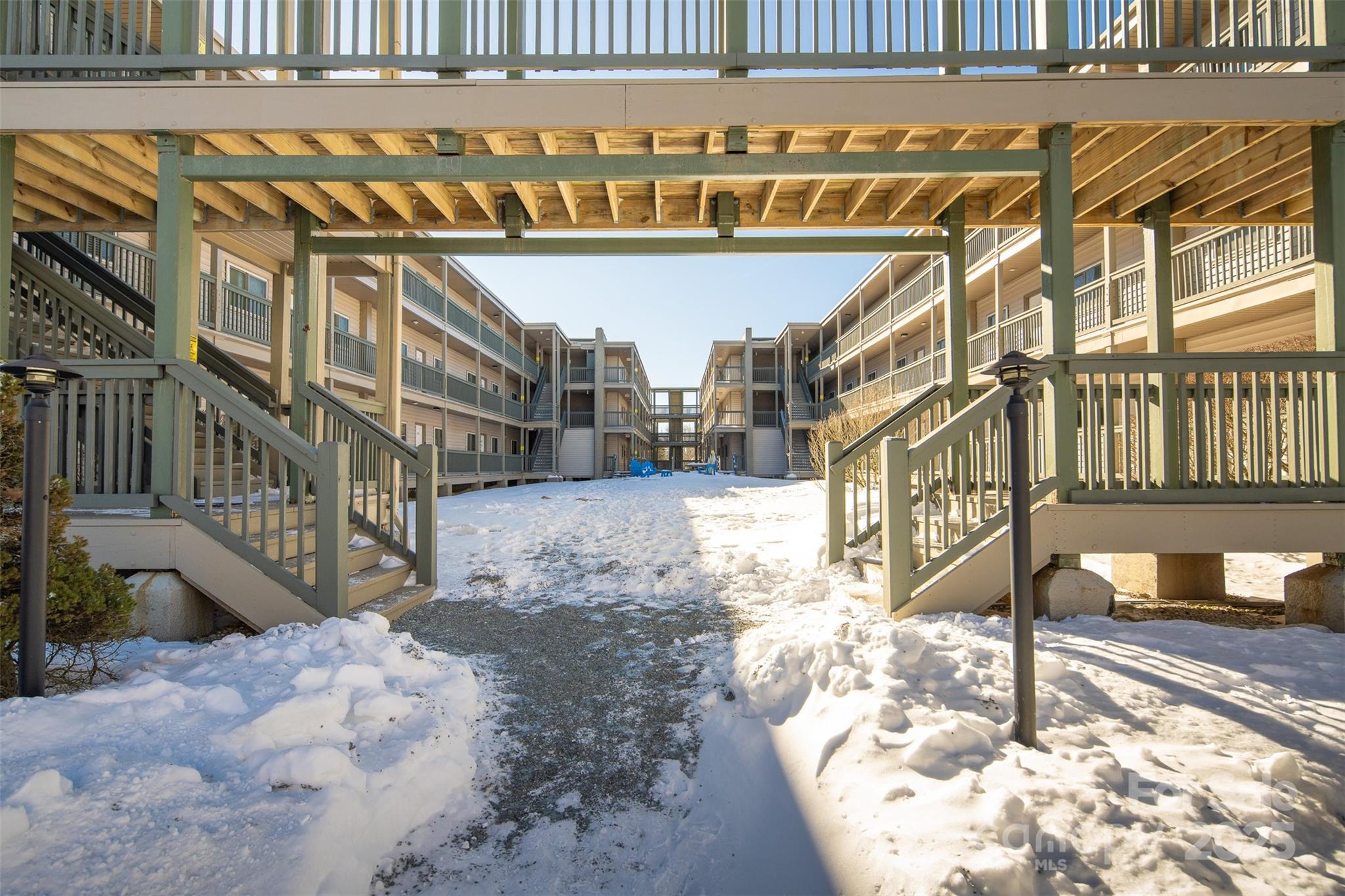 301 Pinnacle Inn Road, Unit 2101 Beech Mountain, NC 28604 - Photo 26 of 47