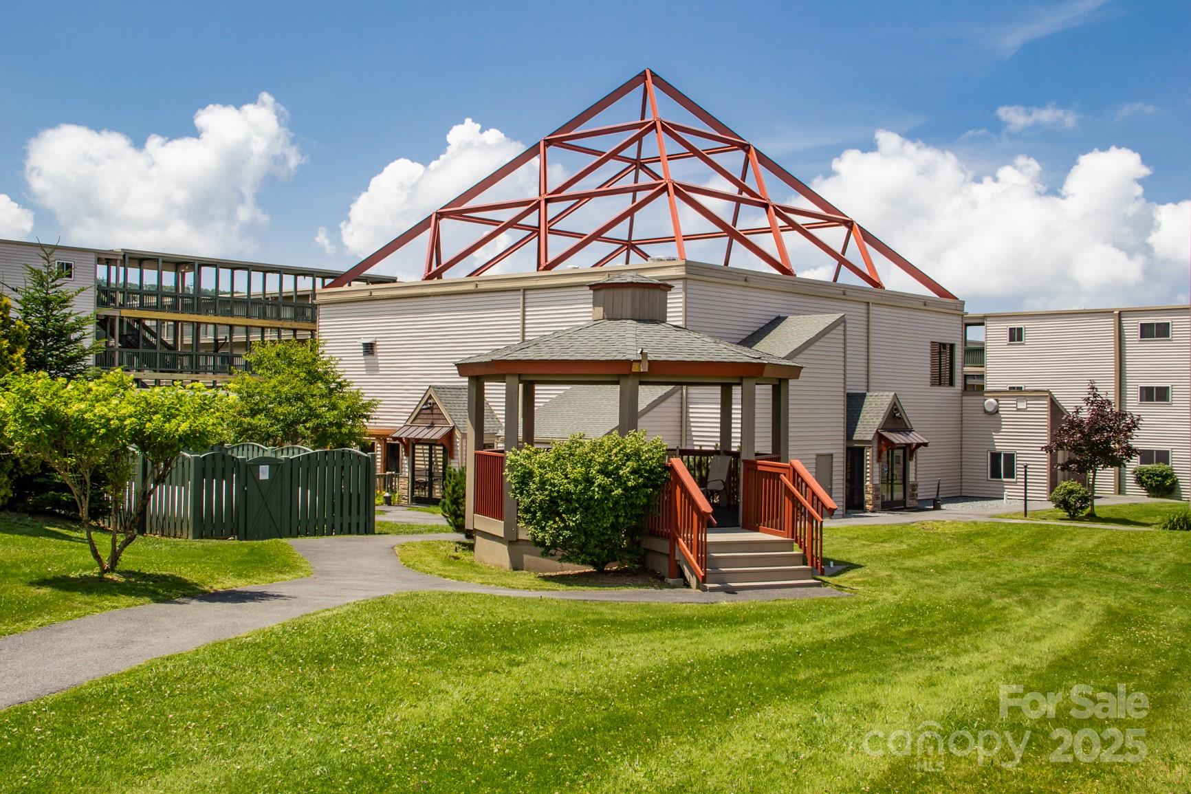 301 Pinnacle Inn Road, Unit 2101 Beech Mountain, NC 28604 - Photo 33 of 47