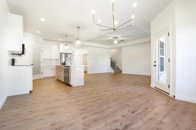 $400,000 | 2044 Briar Meadows Drive, Unit 1, Evansville, IN 47711