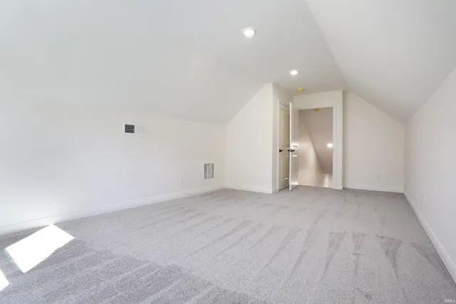 $400,000 | 2044 Briar Meadows Drive, Unit 1, Evansville, IN 47711