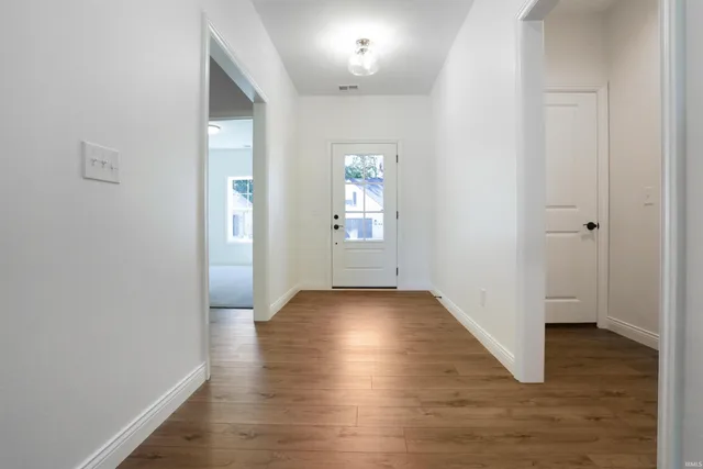 $400,000 | 2044 Briar Meadows Drive, Unit 1, Evansville, IN 47711