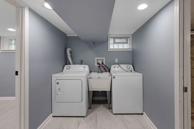 $215,000 | 320 Streamside Drive, Harvey, IL 60426