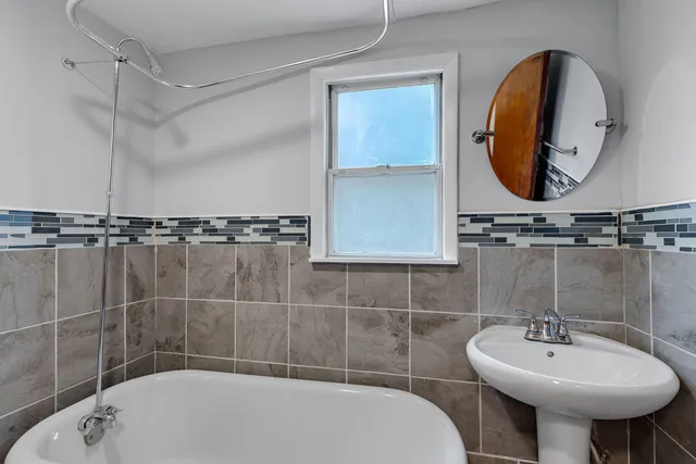 $215,000 | 320 Streamside Drive, Harvey, IL 60426