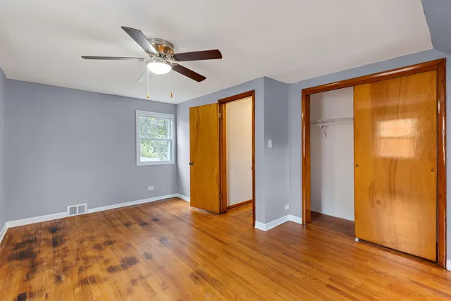 $215,000 | 320 Streamside Drive, Harvey, IL 60426