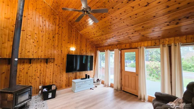 $529,000 | 30708 North Place, Ocean Park, WA 98640