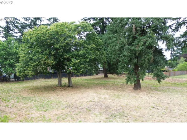 a black and white photo of a house
