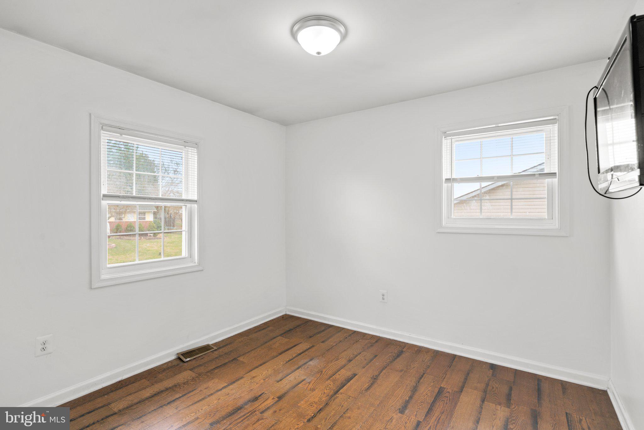 226 Embleton Road Owings Mills, MD 21117 - Photo 27 of 47 Bedroom #3