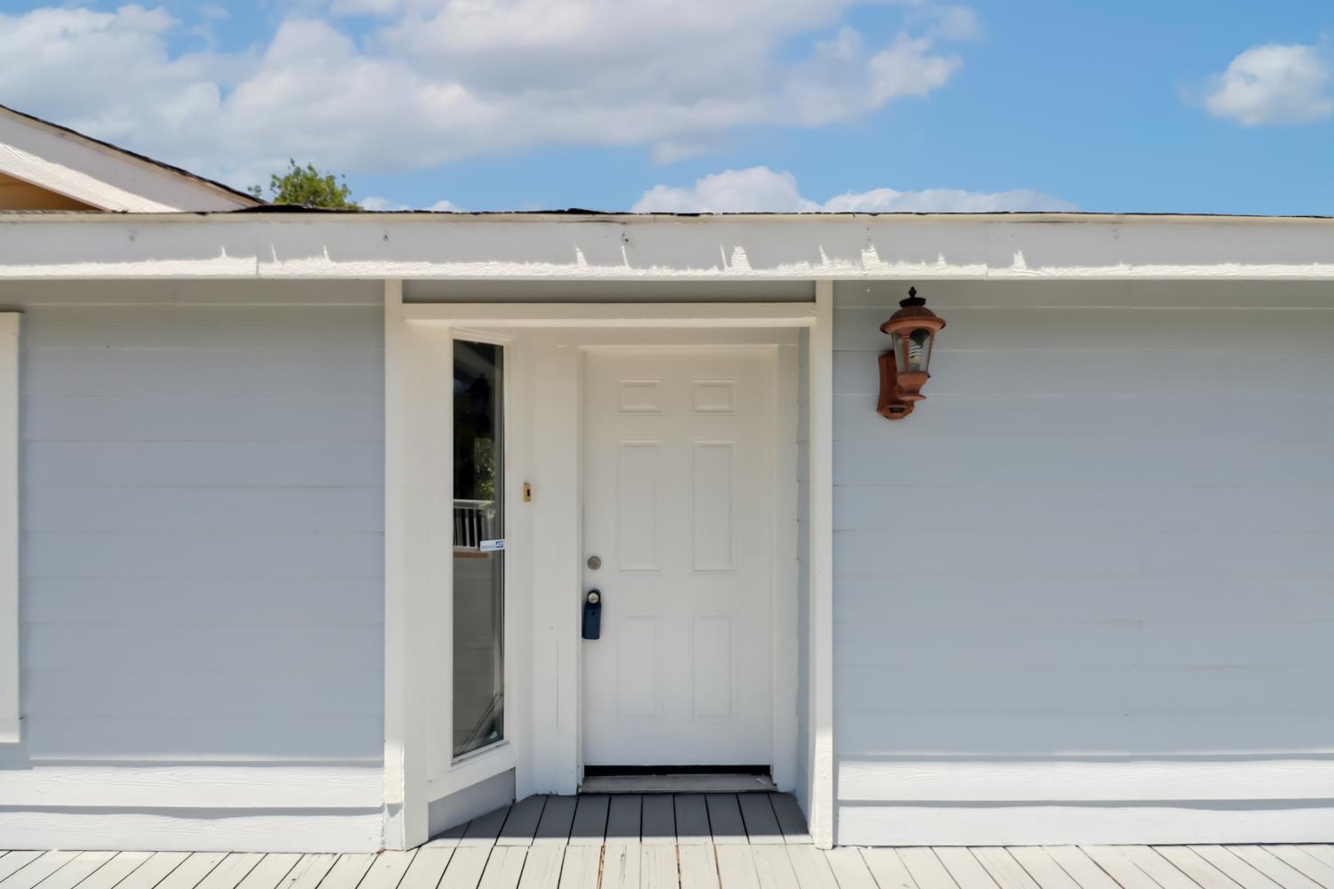 22115 Pleasant Valley Road North San Juan, CA 95960 - Photo 38 of 85 a view of a room with wooden floor