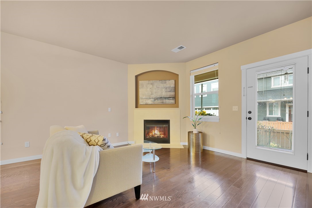 21024 40th Avenue Southeast Bothell, WA 98021 - Photo 11 of 37