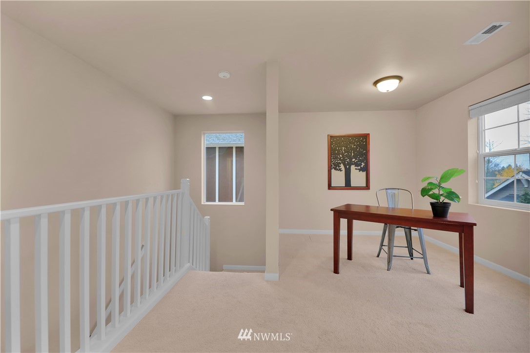 21024 40th Avenue Southeast Bothell, WA 98021 - Photo 15 of 37