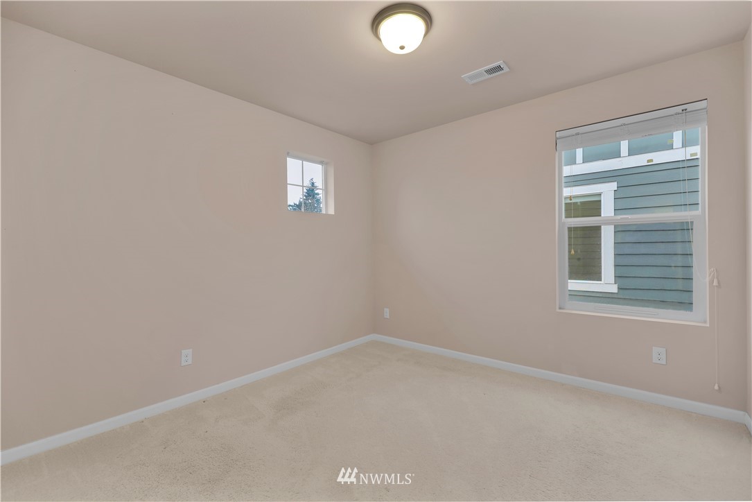 21024 40th Avenue Southeast Bothell, WA 98021 - Photo 21 of 37