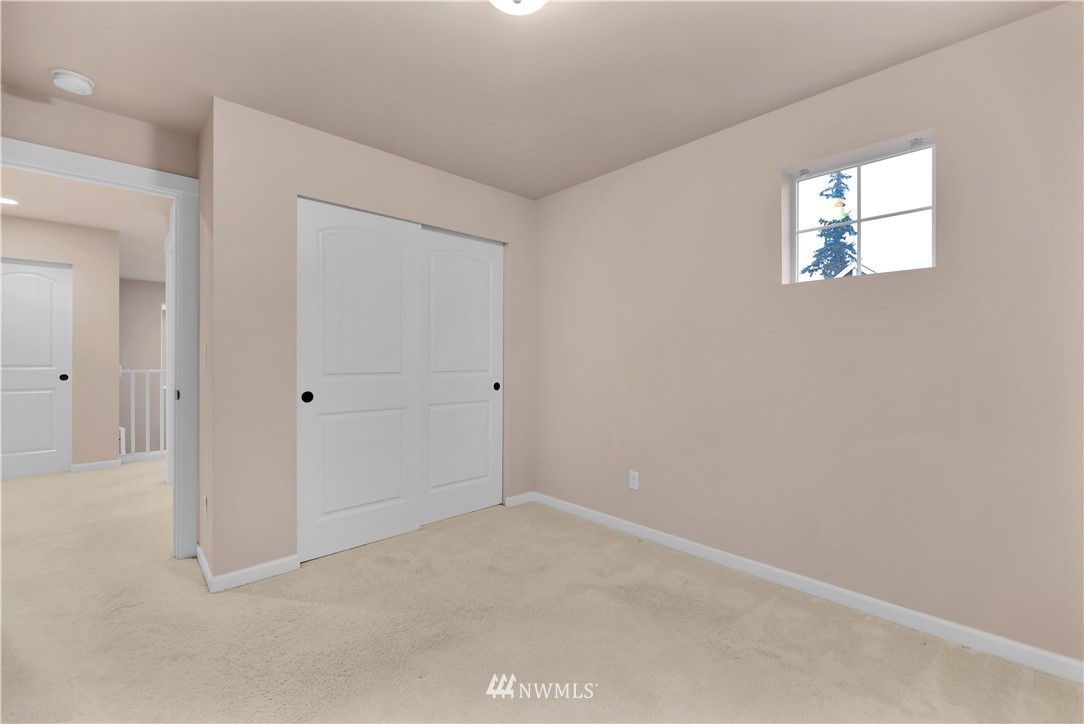 21024 40th Avenue Southeast Bothell, WA 98021 - Photo 22 of 37