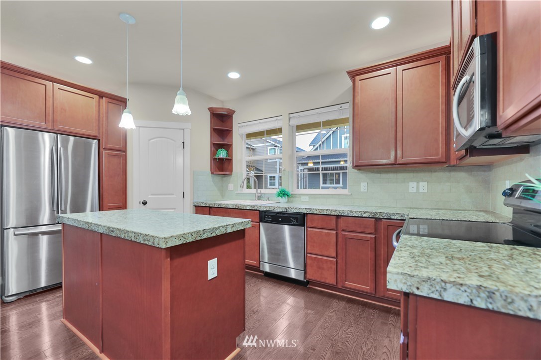 21024 40th Avenue Southeast Bothell, WA 98021 - Photo 8 of 37