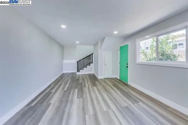 a view of empty room with window