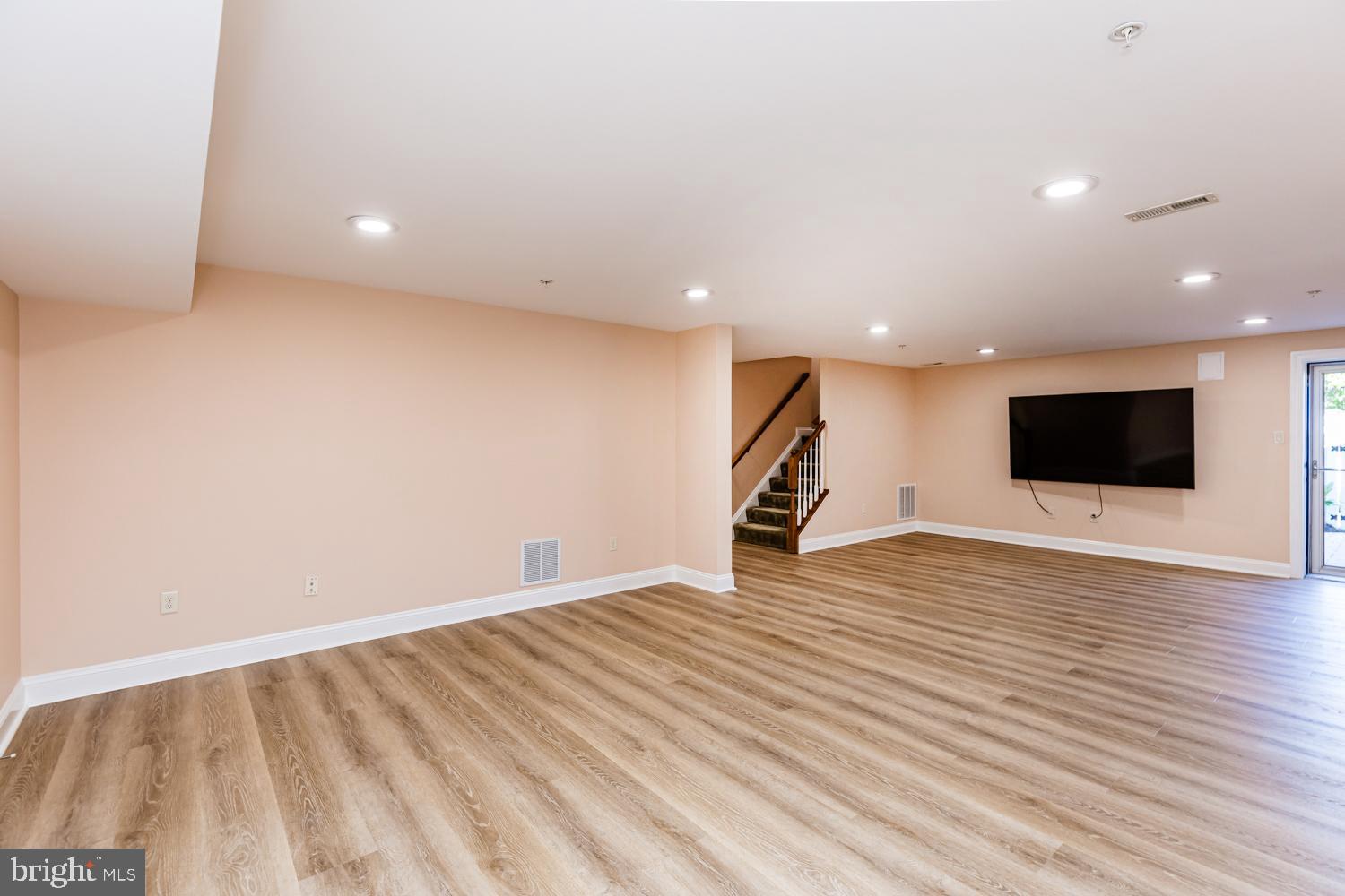 2605 Rockhampton Road Ellicott City, MD 21042 - Photo 59 of 75