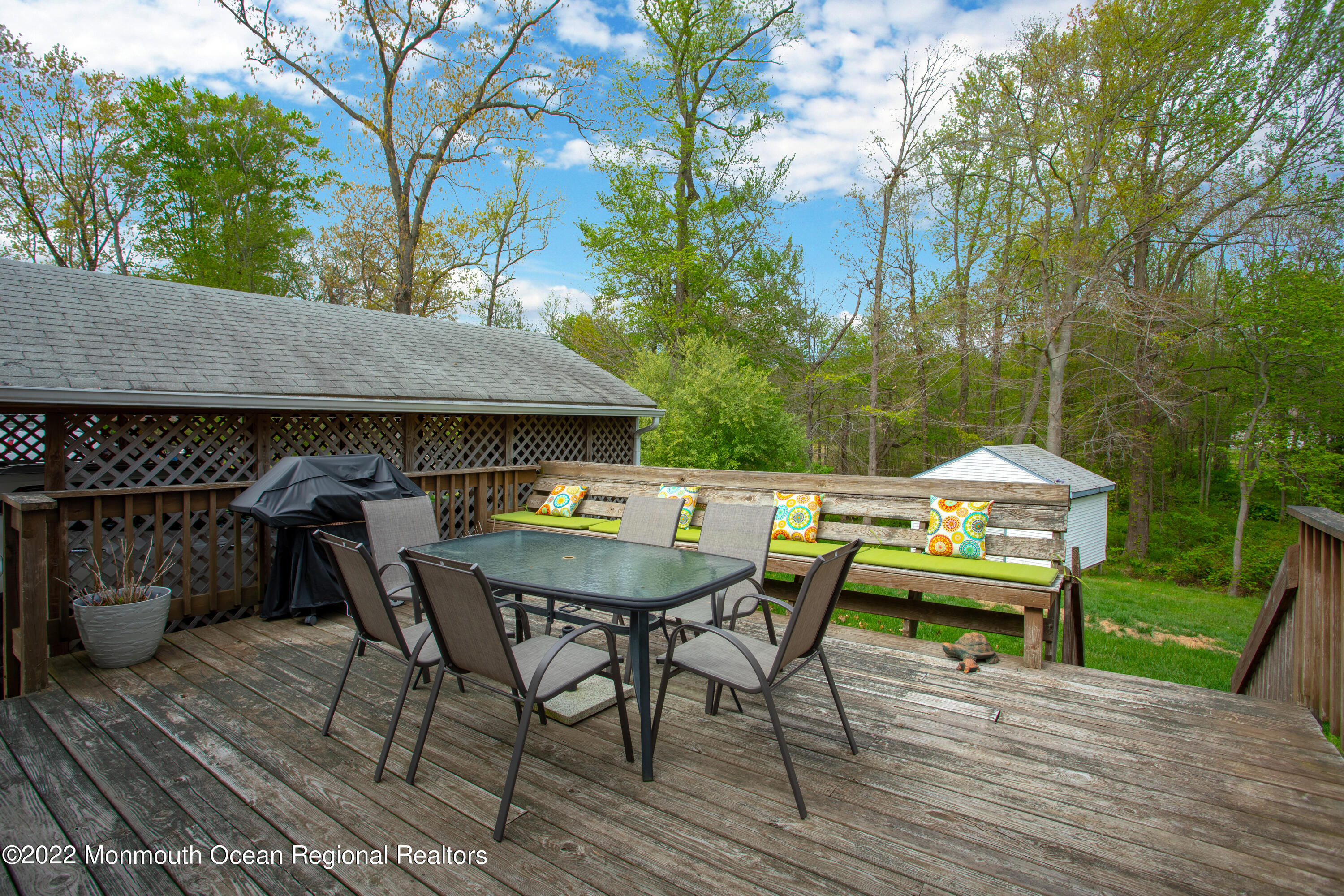39 Harbor Road Morganville, NJ 07751 - Photo 15 of 24 30