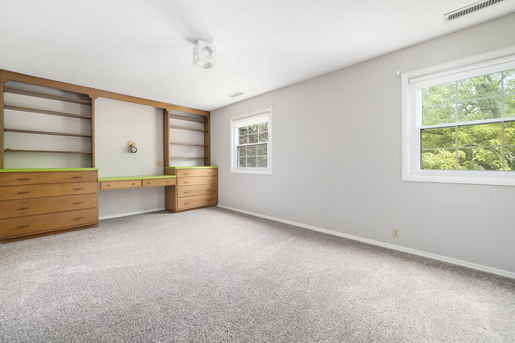 4105 North Manchester Road Muncie, IN 47304 - Photo 8 of 15
