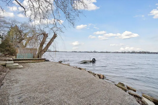 $239,900 | 107 Studer Drive, Grass Lake, MI 49240