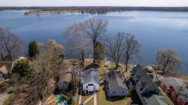 $239,900 | 107 Studer Drive, Grass Lake, MI 49240