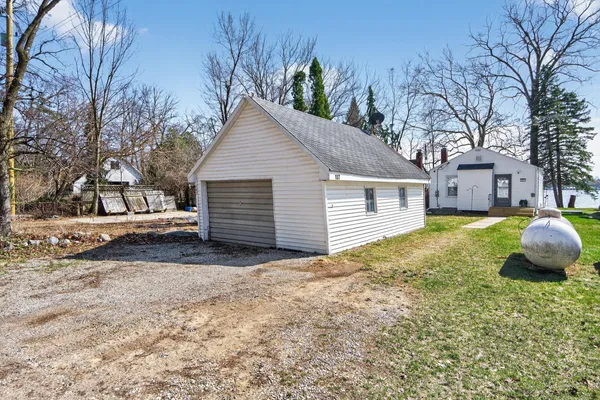 $239,900 | 107 Studer Drive, Grass Lake, MI 49240