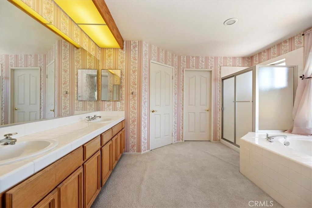 39973 Corte Lorca Murrieta, CA 92562 - Photo 34 of 72 2nd Level Primary Bathroom