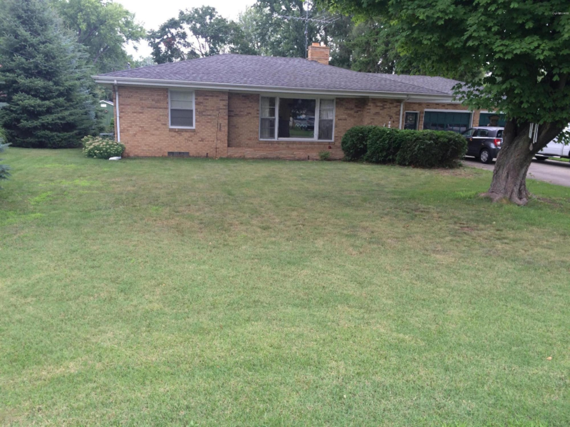 633 Sheridan Road St. Joseph, MI 49085 - Photo 1 of 14 IMG_3902