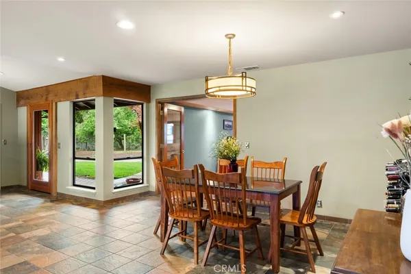 $949,000 | 80 Mimosa Lane, Chico, CA 95973