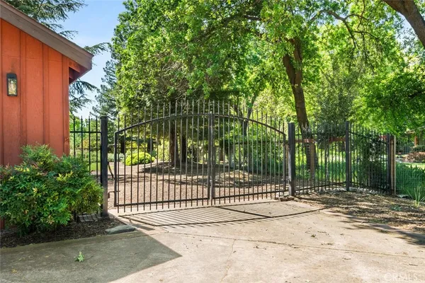 $949,000 | 80 Mimosa Lane, Chico, CA 95973