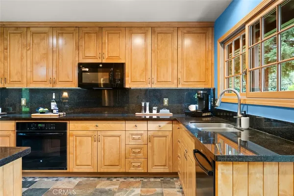 $949,000 | 80 Mimosa Lane, Chico, CA 95973