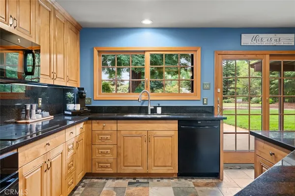 $949,000 | 80 Mimosa Lane, Chico, CA 95973