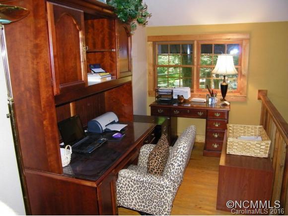 158 Cardinal Road, Unit 295 Lake Lure, NC 28746 - Photo 12 of 22 Gallery Image 12