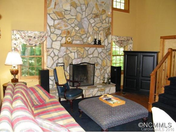 158 Cardinal Road, Unit 295 Lake Lure, NC 28746 - Photo 6 of 22 Gallery Image 6