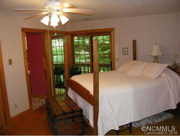 158 Cardinal Road, Unit 295 Lake Lure, NC 28746 - Photo 9 of 22 Gallery Image 9