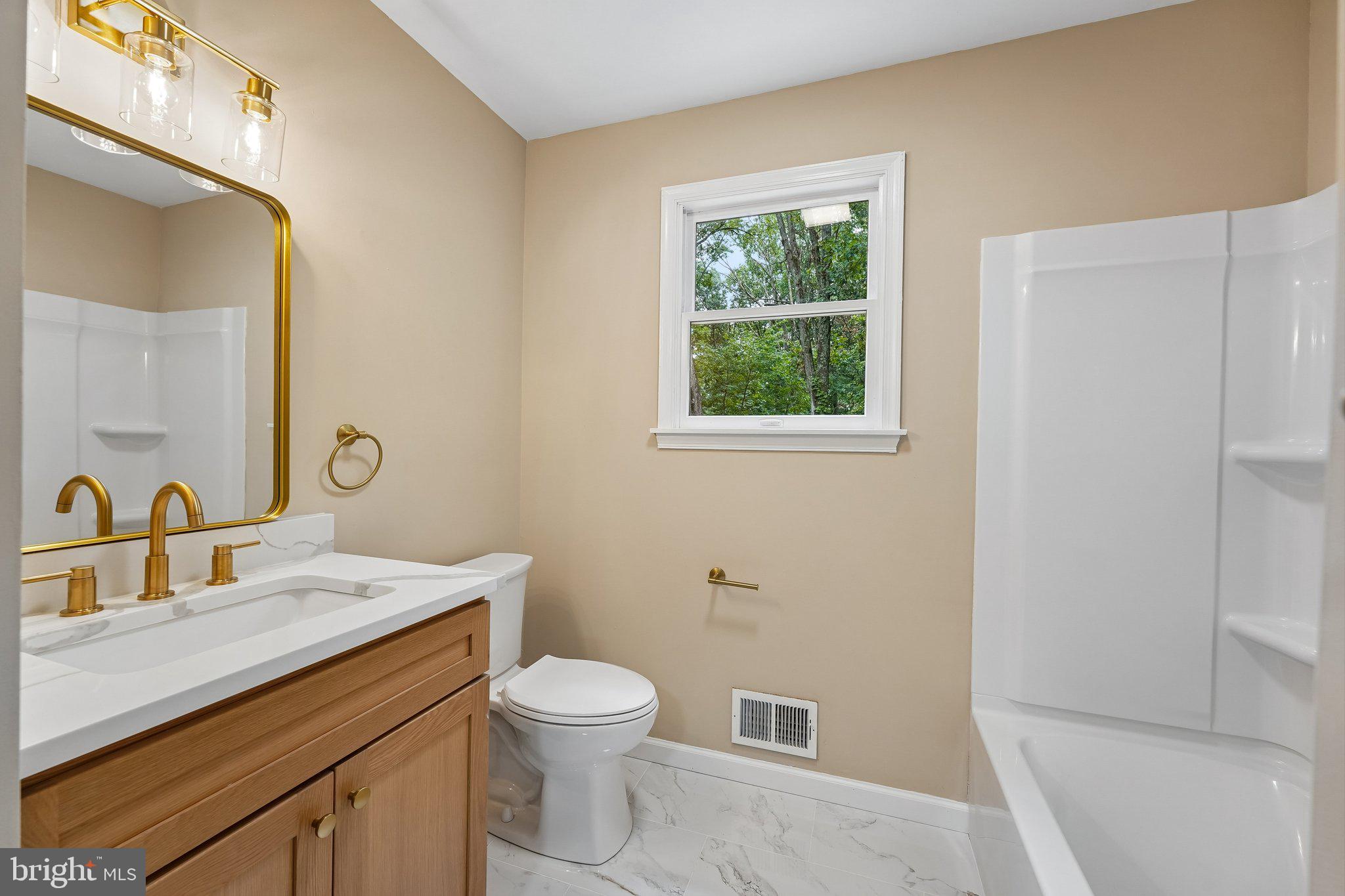 4490 York Road Doylestown, PA 18902 - Photo 29 of 51 Hall Bath